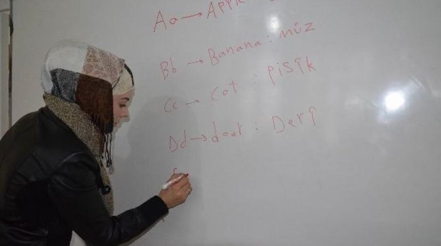 Kobanili &Ccedil;ocuklar Eğitime Başladı