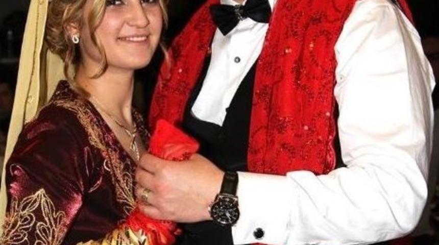 Nazilli&rsquo;de İn&ccedil; Ve Sarıoğlu Ailelerinin Mutlu G&uuml;n&uuml;