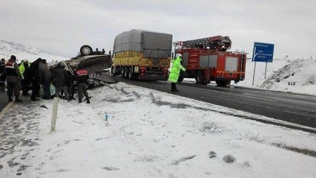 Kütahya’da Trafik Kazası: 6 Yaralı