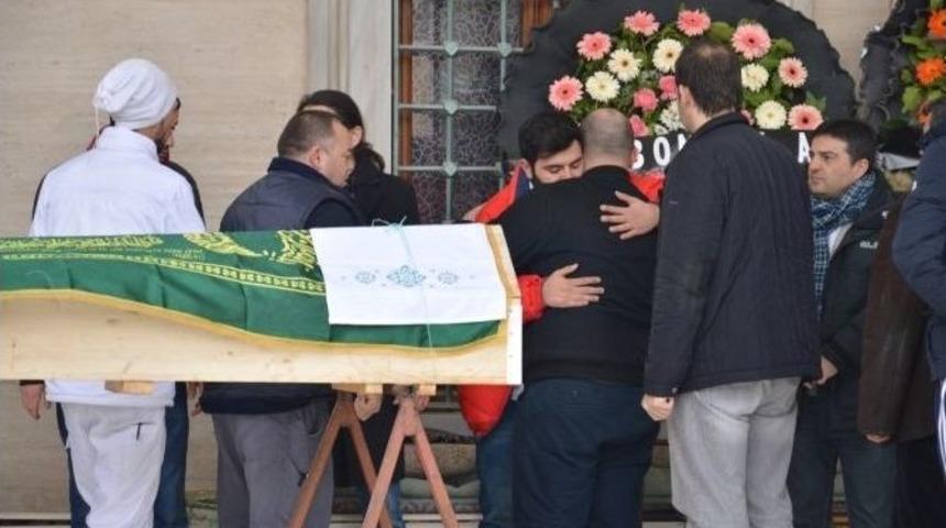 Avda Vurulan Kul&uuml;p Başkanı Toprağa Verildi