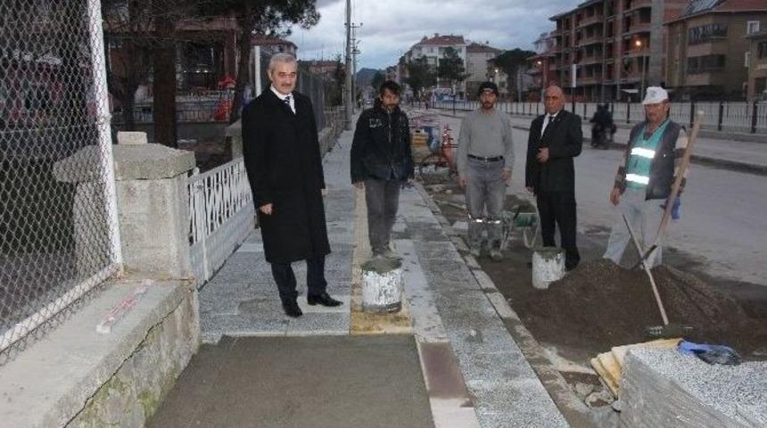 Osmancık&rsquo;ta Kaldırımlar Engellilere G&ouml;re D&uuml;zenleniyor