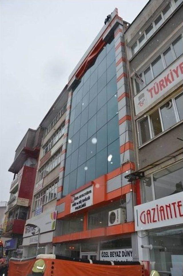 Bor&ccedil;ları Y&uuml;z&uuml;nden İntihara Kalkıştı 1