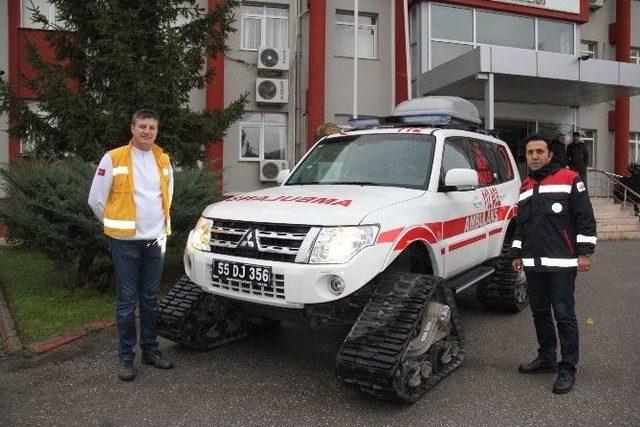 4x4 Kar Paletli Ambulans Göreve Çıktı