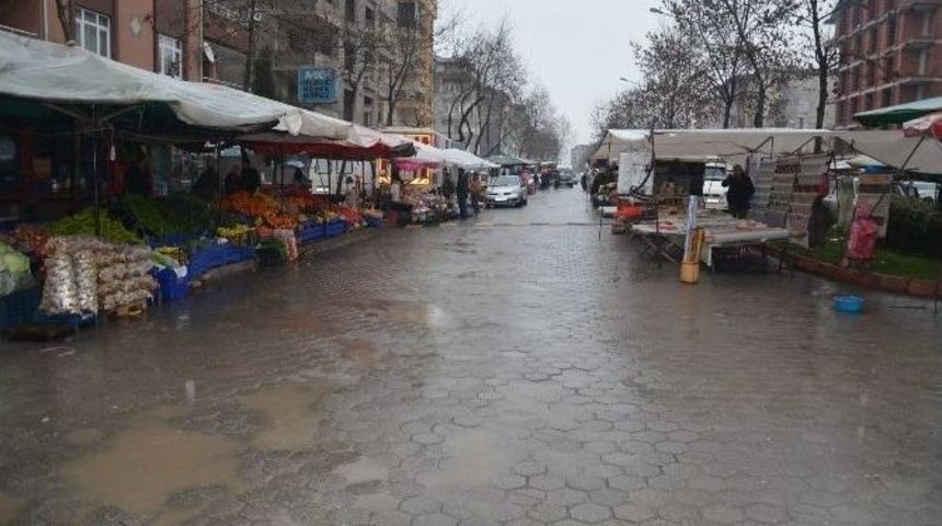 Soğuk Hava Pazar Esnafını Vurdu