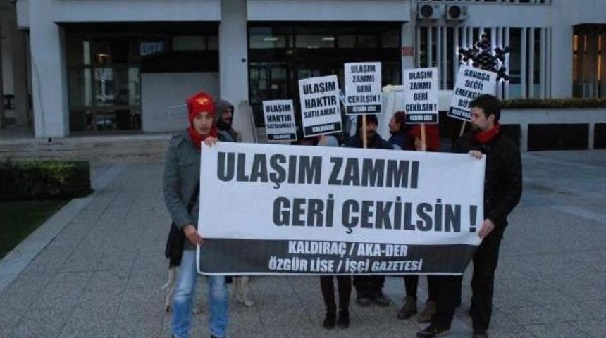İzmir'de Ulaşım Zammına Tepki
