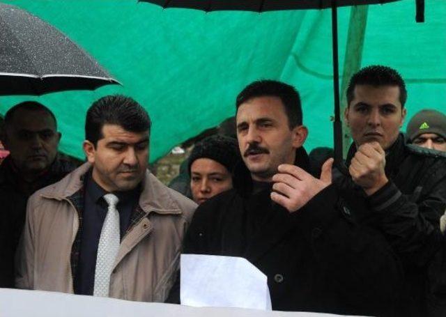 İşten &Ccedil;ıkarılan Taşeron İş&ccedil;ilerden Protesto Eylemi 2