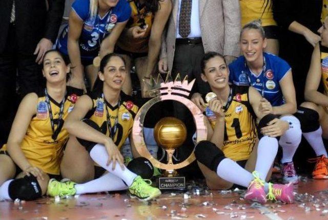 Glorıa Cup'ta Şampiyon Vakıfbank