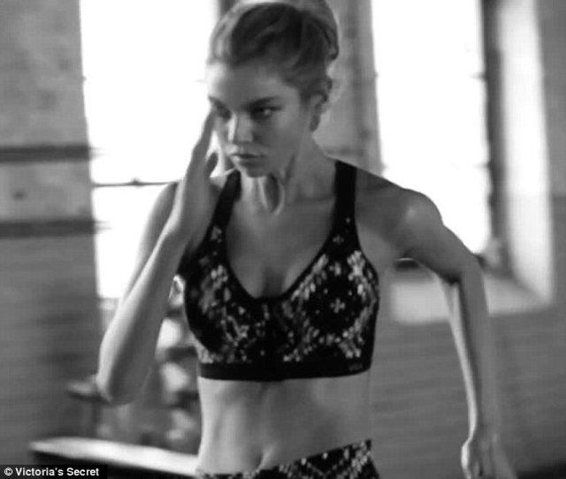 Victoria s Secret g&uuml;zelleri sporda 3