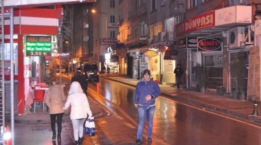 Balıkesir&rsquo;de Kar Yeniden Başladı