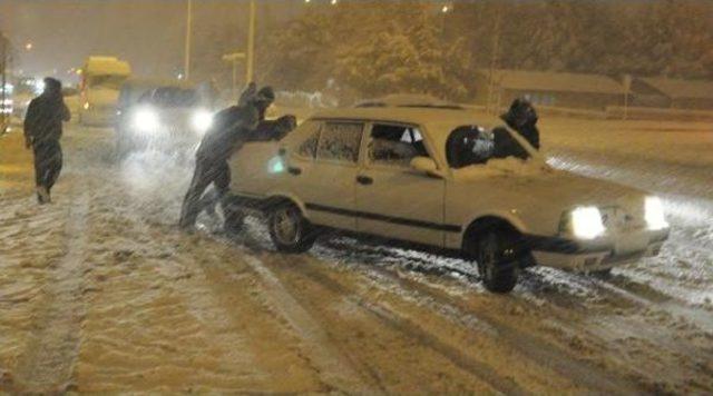 Denizli'deokullara Kar Tatili