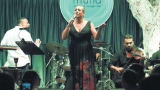 ‘Elbisem Sezen’in hediyesi’ 