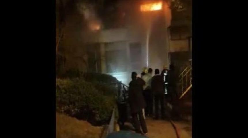 Zeytinburnu'nda Korkutan Yangın