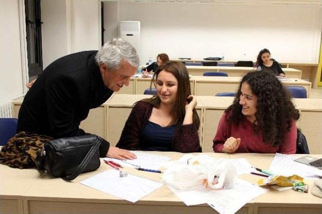 (&ouml;zel Haber) &Ouml;rnek Rekt&ouml;r