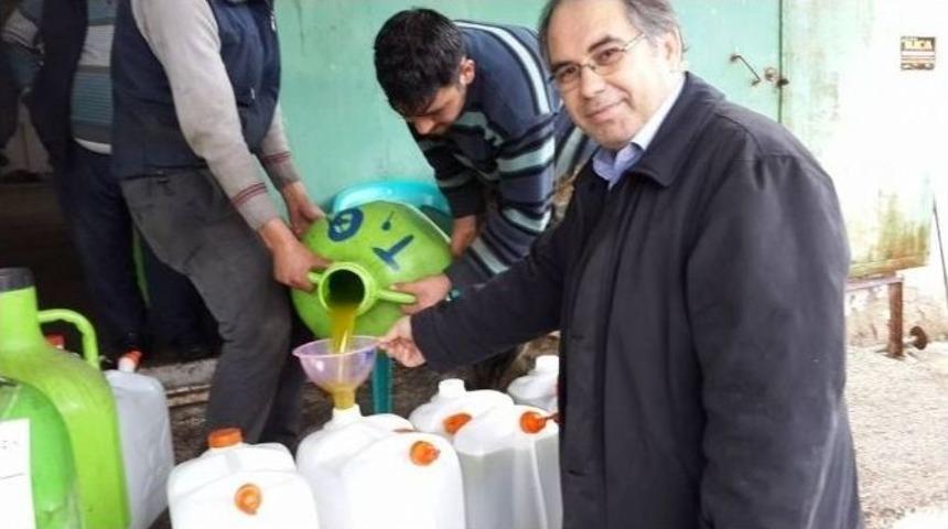 Yağ Fiyatları Zeytin &Uuml;reticisinin Y&uuml;z&uuml;n&uuml; G&uuml;ld&uuml;rd&uuml;