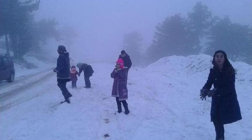 Madran Dağı'nda Kar Keyfi