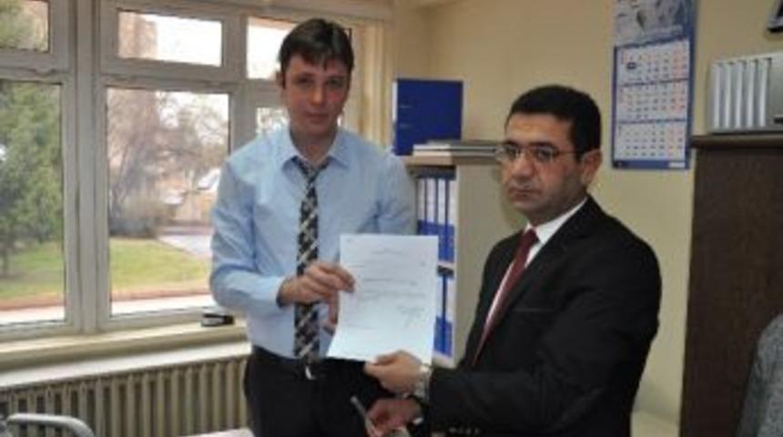 Mhp &Uuml;rg&uuml;p İl&ccedil;e Başkanı Mustafa &Ouml;z Mazbatasını Aldı