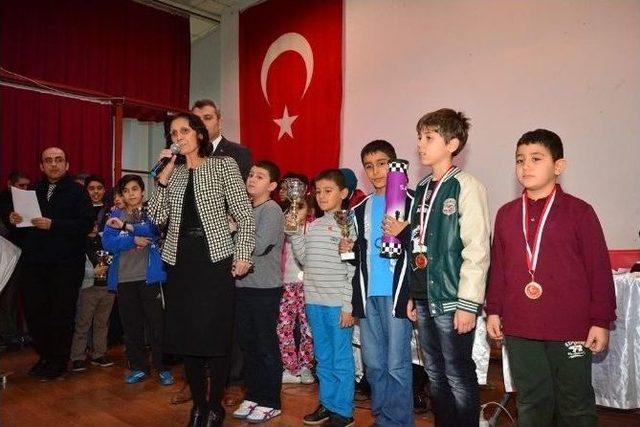 Kurtuluş Kupası Satran&ccedil; Turnuvası Sonu&ccedil;landı 2