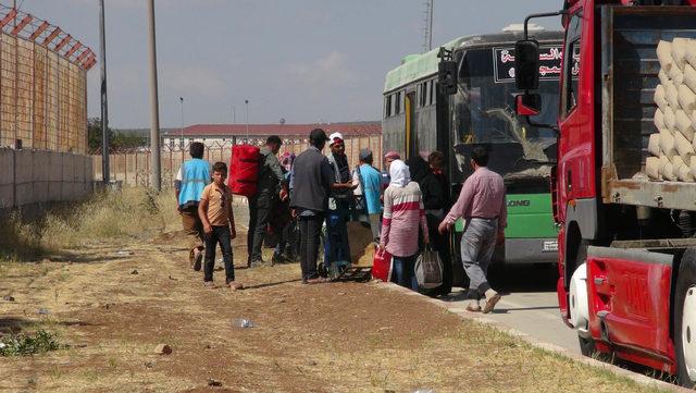 Bayram ziyaretine giden 48 bin Suriyeli döndü