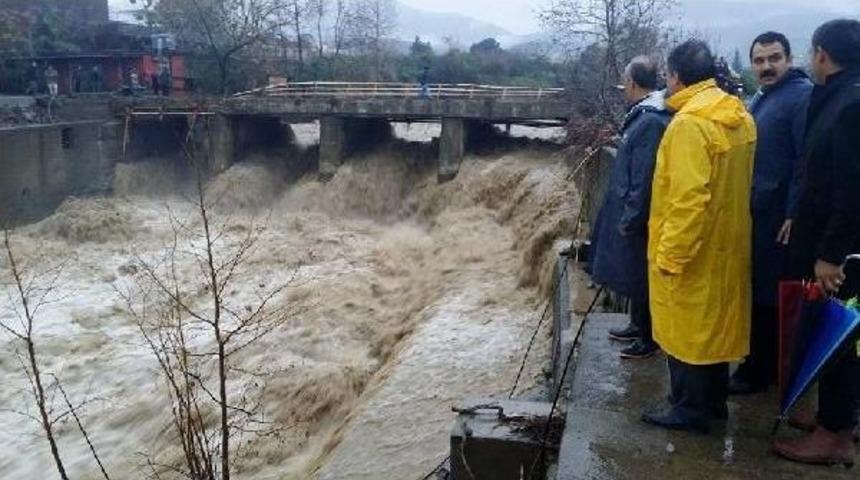 Hatay'da Sağanak Yağış (2)