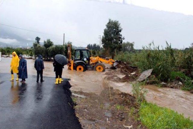 Hatay'da Sağanak Yağış (2)