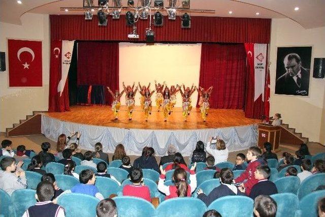 Kurtuluş Günü’nde Kendi Yazdıkları Şiirleri Okudular