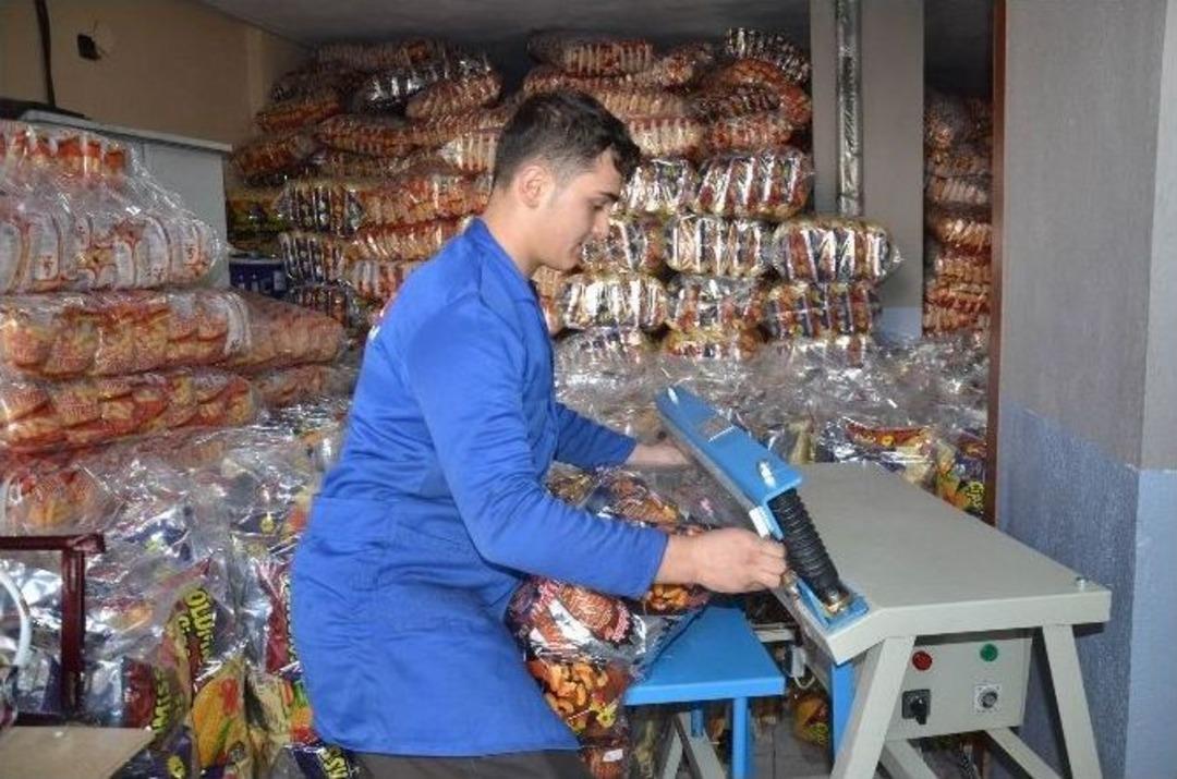 (&ouml;zel Haber) - Hakkari&rsquo;nin De Artık Bir Mısır Cipsi Markası Var