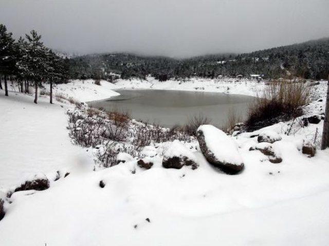 Yozgat Ve Kırıkkale de Kar Etkili Oluyor 3
