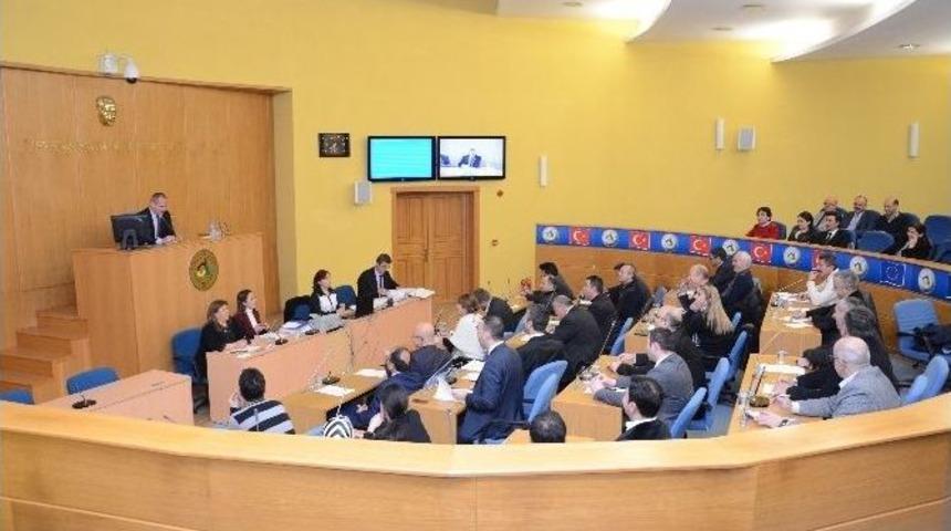 Düzce Belediyesi Meclisi 2015’in İlk Toplantısını Yaptı