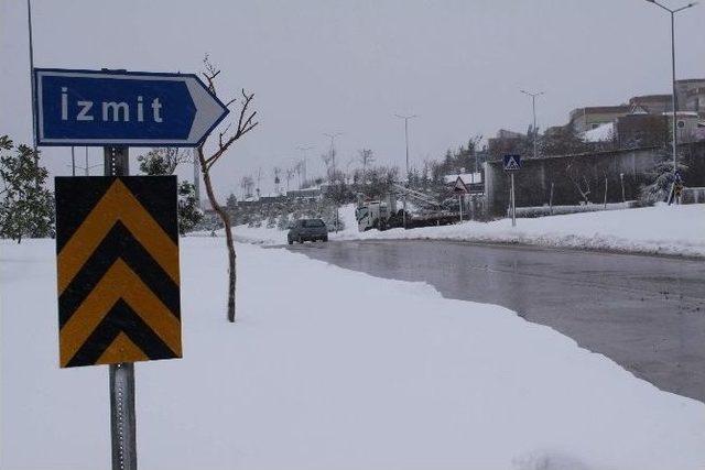 Kar Yağışı En Çok Tamircilere Yaradı 1