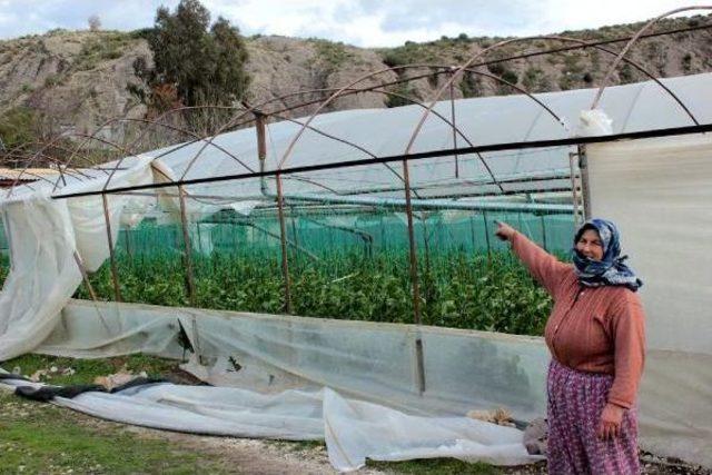 Antalya'da Hortum Seraları Vurdu (2)