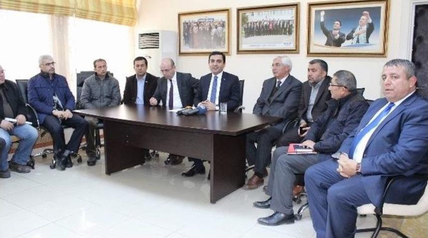 Belediye Başkanı Yaşar Bah&ccedil;eci Ortak Akılla &rsquo;kaldırım İşgali&rsquo; Sorununu &Ccedil;&ouml;zd&uuml;