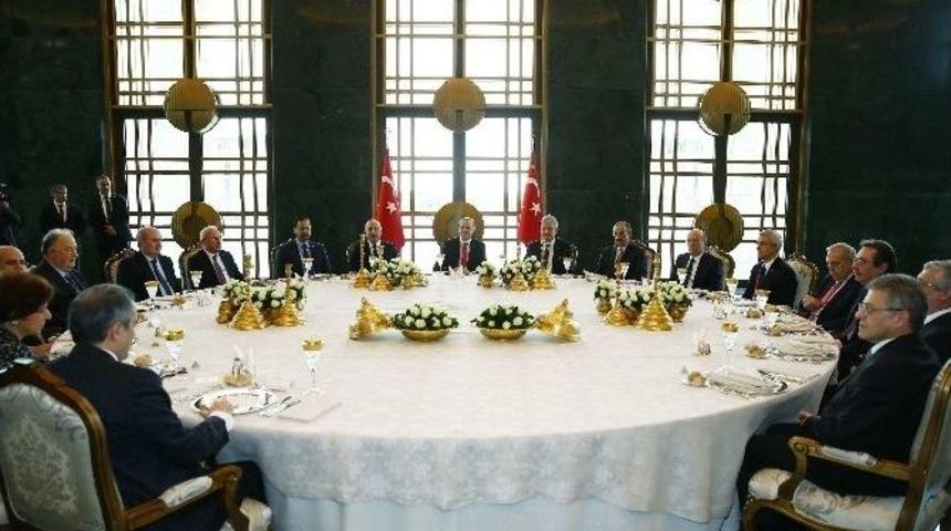 7. B&uuml;y&uuml;kel&ccedil;iler Konferansı