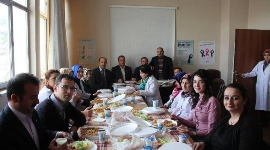 Toplum Sağlık Merkezinde Buruk Veda Yemeği