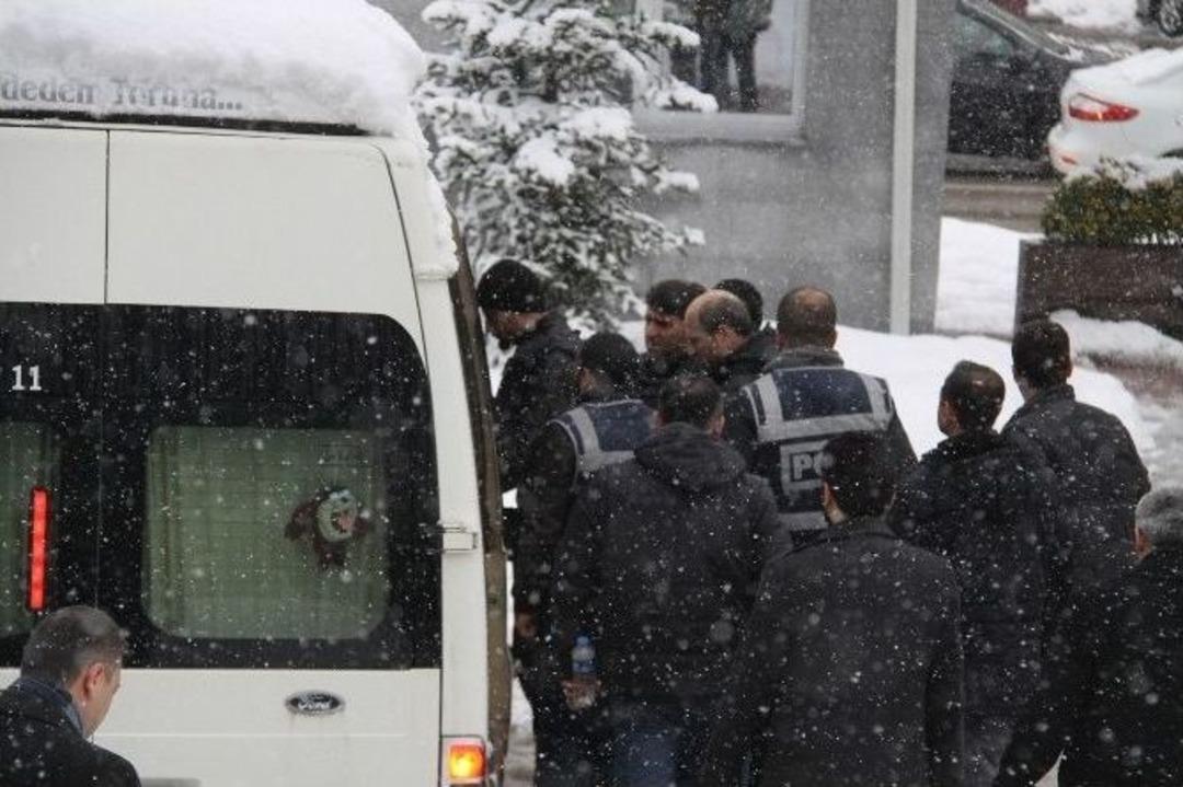 Kalaşnikoflu Saldırıda Bir Kişi Tutuklandı