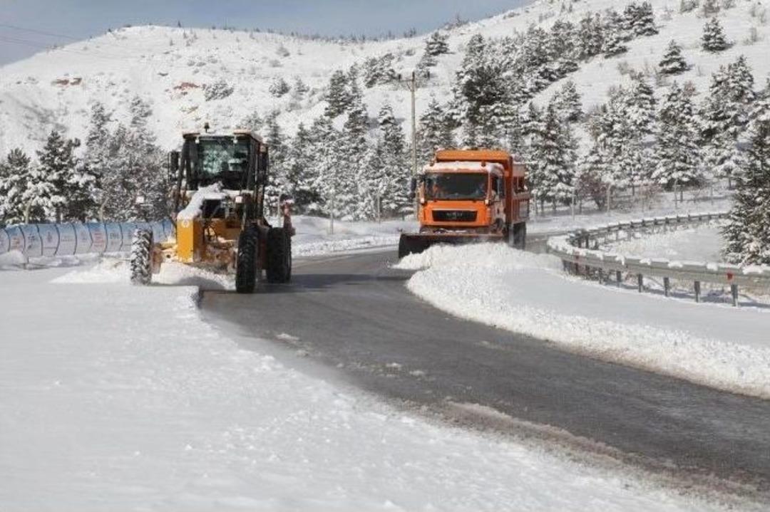 Sel&ccedil;uklu&rsquo;da Karla M&uuml;cadele Seferberliği