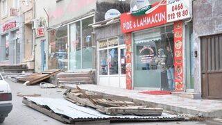 Artvin'de Rüzgardan 229 Konut, Ahır Ve Samanlık,15 Araç Zarar Gördü