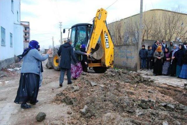 Cizre'de Pkk'lıların Kazdığı Hendekler Kapatılıyor (2)