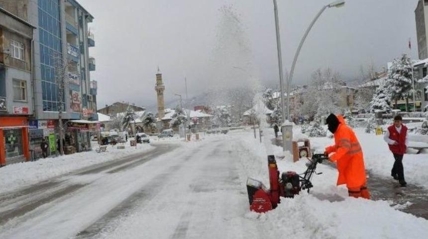 Seydişehir&rsquo;de Kar &Ccedil;alışmalarına Erken M&uuml;dahale