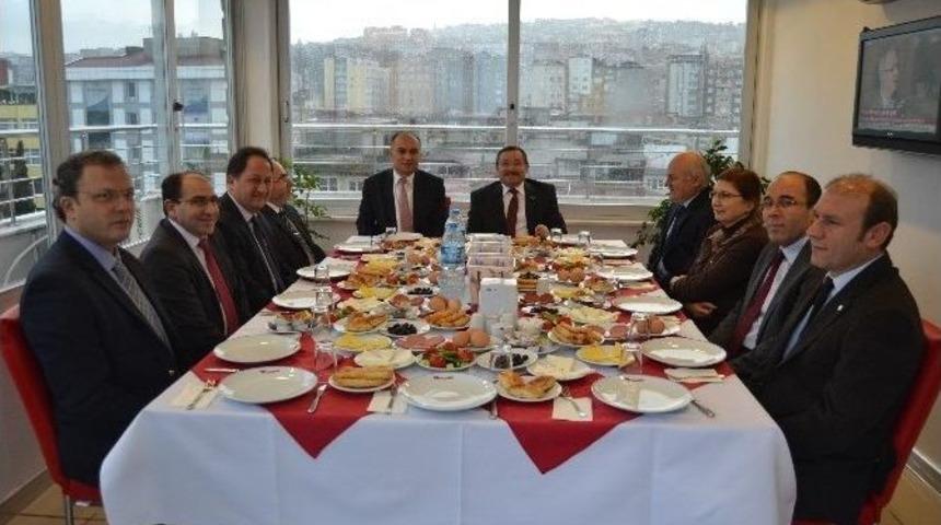 Kaymakam Atlamaz Daire Amirleri İle Kahvaltıda Buluştu