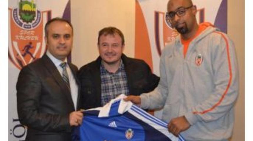 İneg&ouml;l Belediyespor Bayreynli Jassim'i Aldı