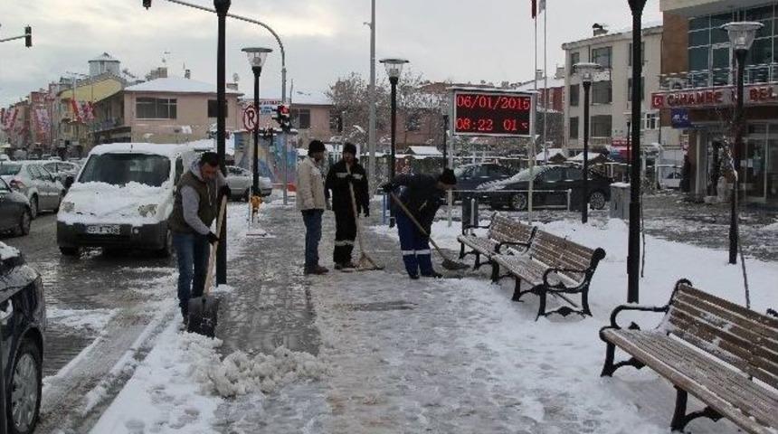 Cihanbeyli&rsquo;de Buzlanmaya Karşı &Ouml;nlem