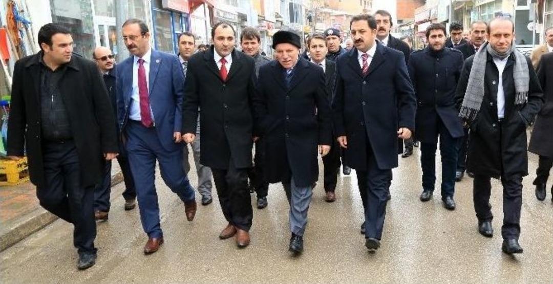 Başkan Sekmen, İl&ccedil;e Turunda