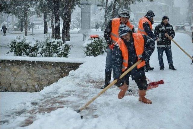 Tokat’ta Eğitime Kar Engeli