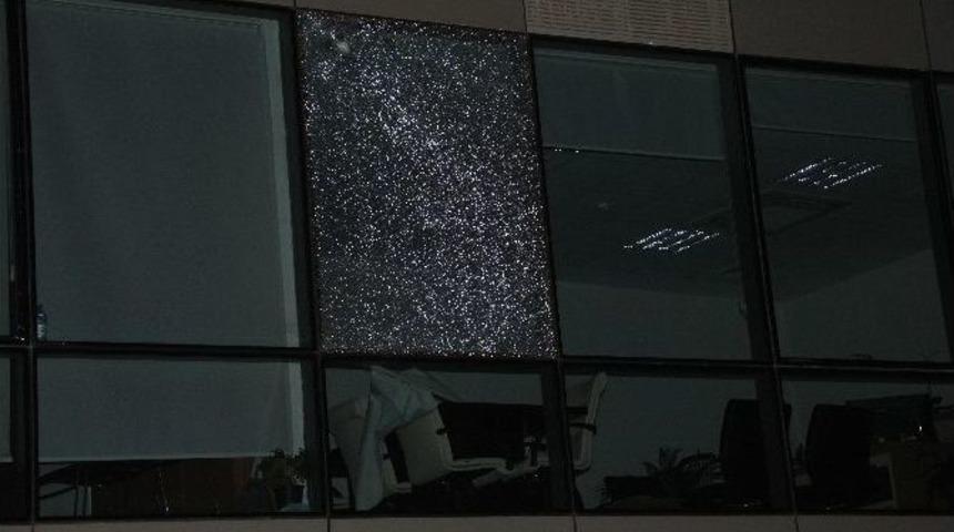 &Ccedil;ukurova Belediyesine Pompalı T&uuml;fekli Saldırı