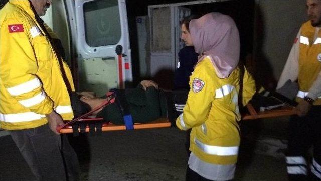 Hasta Kurtarmaya Giden Ambulans Kara Saplandı