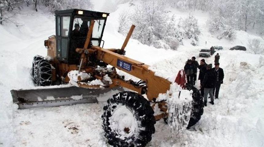 Bursa&rsquo;da 332 K&ouml;y Yolu Kapalı
