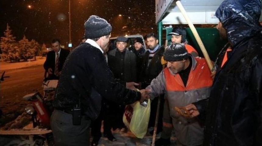 Kayseri G&uuml;ne Bembeyaz Başladı
