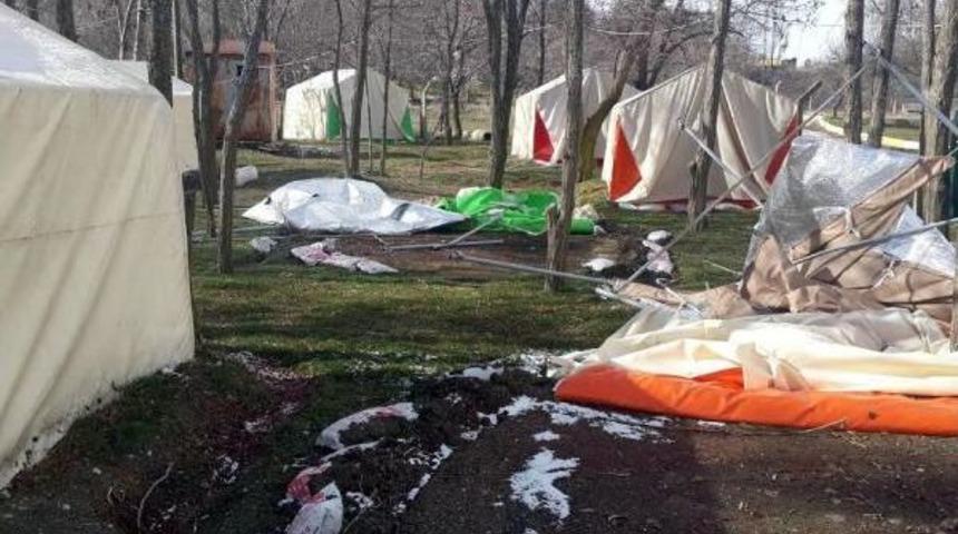 Doğu Ve G&uuml;neyroğu'da Beyaz Esaret  (2)