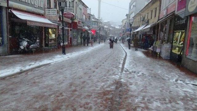 Kar Bartın&rsquo;da Hayatı Olumsuz Etkiledi 2