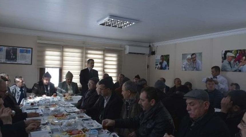 Başkan Ata&ccedil;, Bilgilendirme Toplantılarını S&uuml;rd&uuml;r&uuml;yor